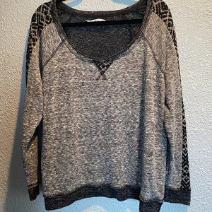 Maurices Plus Size 2 Gray Tribal Print Scoop Neck Sweater